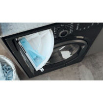 Pesumasin Hotpoint-Ariston NLCD946BSAEUN