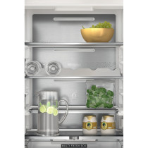 Built in fridge freezer Whirlpool WHC18T573