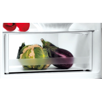 Refrigerator Indesit