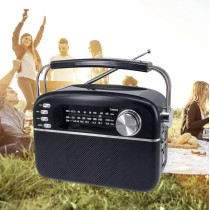 Radio Manta RDI918 with solar batteries