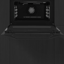 Built-in oven