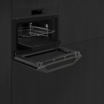 Built-in oven