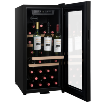 Wine cellar with built-in air vacuum La Sommeliere